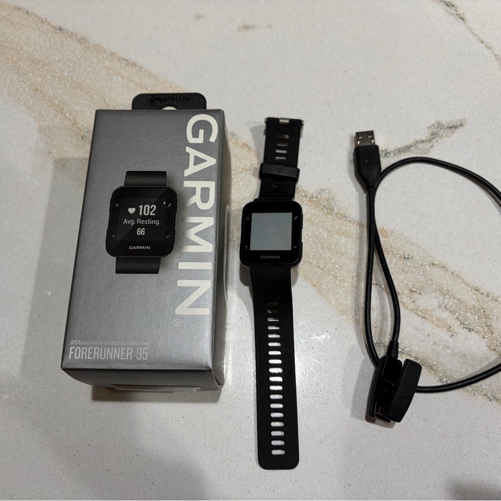 Garmin Forerunner 35 Smartwatch Black